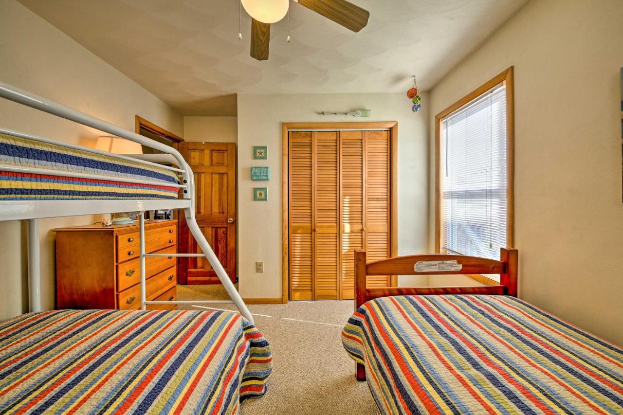 Obx Getaway With Boat Dock On Colington Harbour Villa Kill Devil Hills Exterior photo